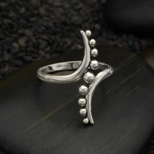 Curves and Dots Ring