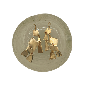 Geometric Dangles