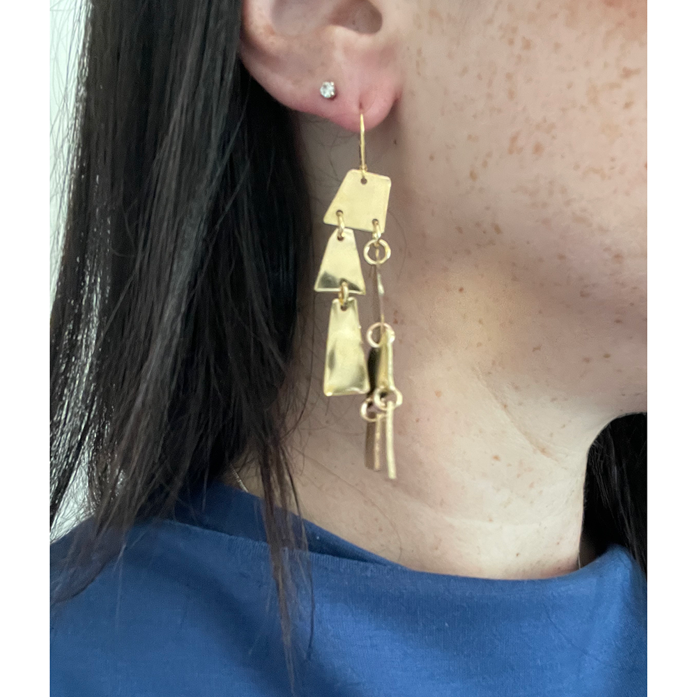 Geometric Dangles