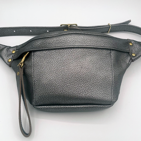 Stevie Belt Bag in Gunmetal