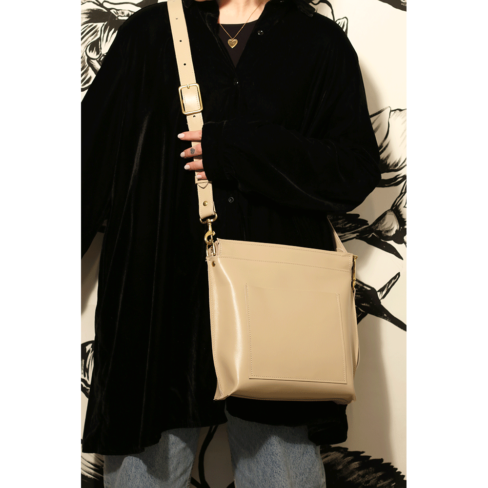 Huston Crossbody in Parchment