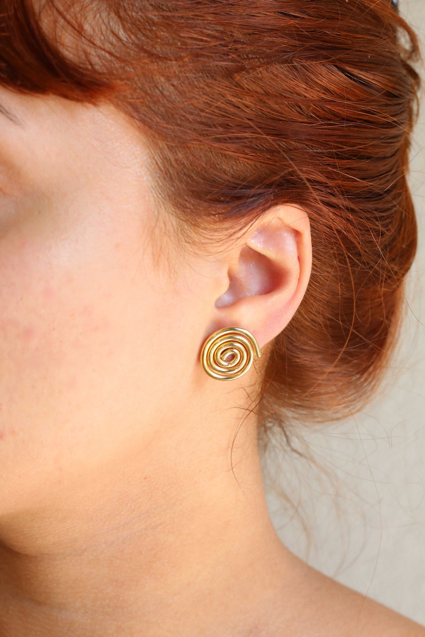 Swirl Studs