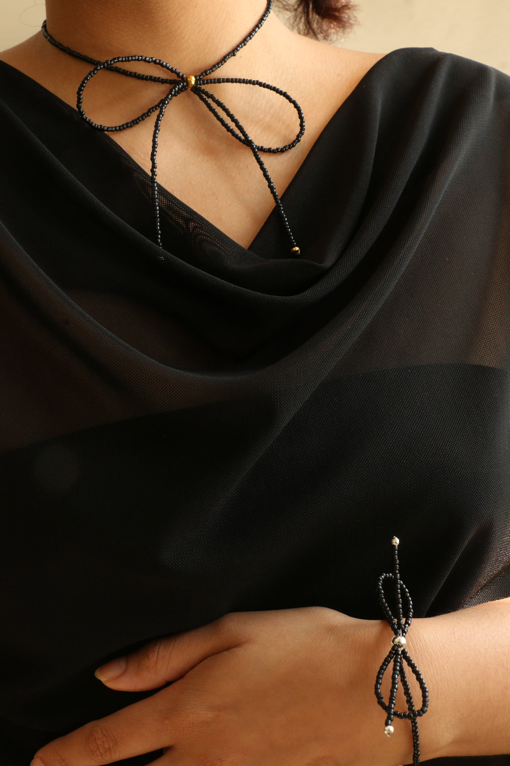 Bow Necklace