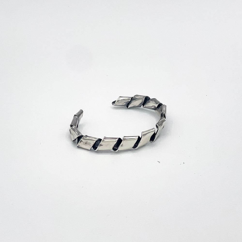 Kallos Cuff