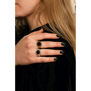 La Fleur Onyx Ring in Silver