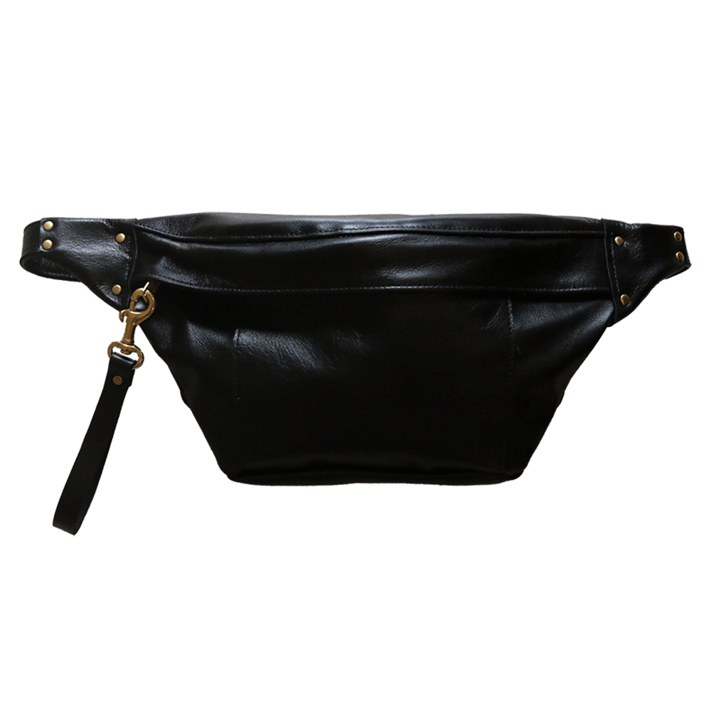 Stevie Belt Bag in Classic Noir