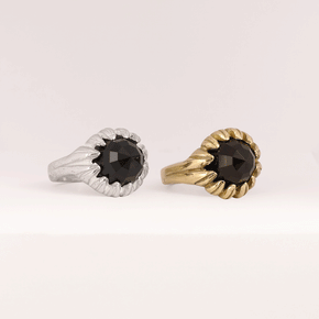 La Fleur Onyx Ring in Silver