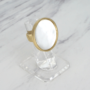 Moon Pearl Ring