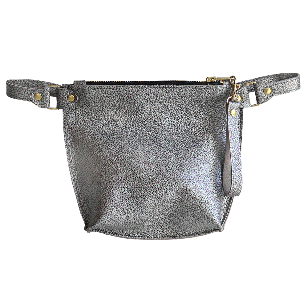 Kitt Belt Bag in Metallic Silver