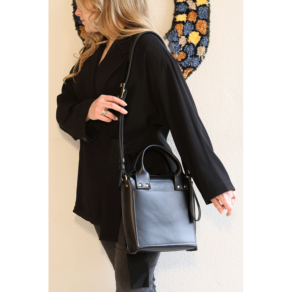 Loulou Crossbody