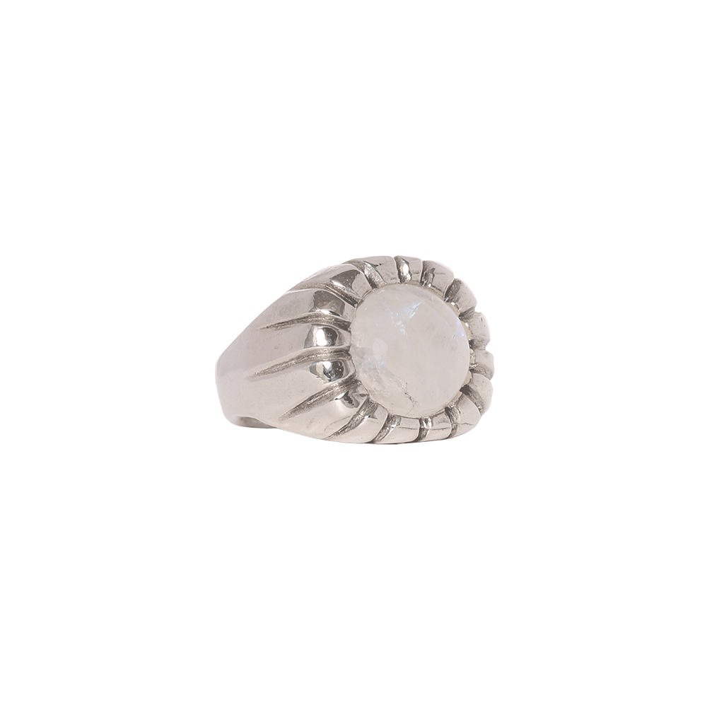Silver Morella Ring with Moonstone